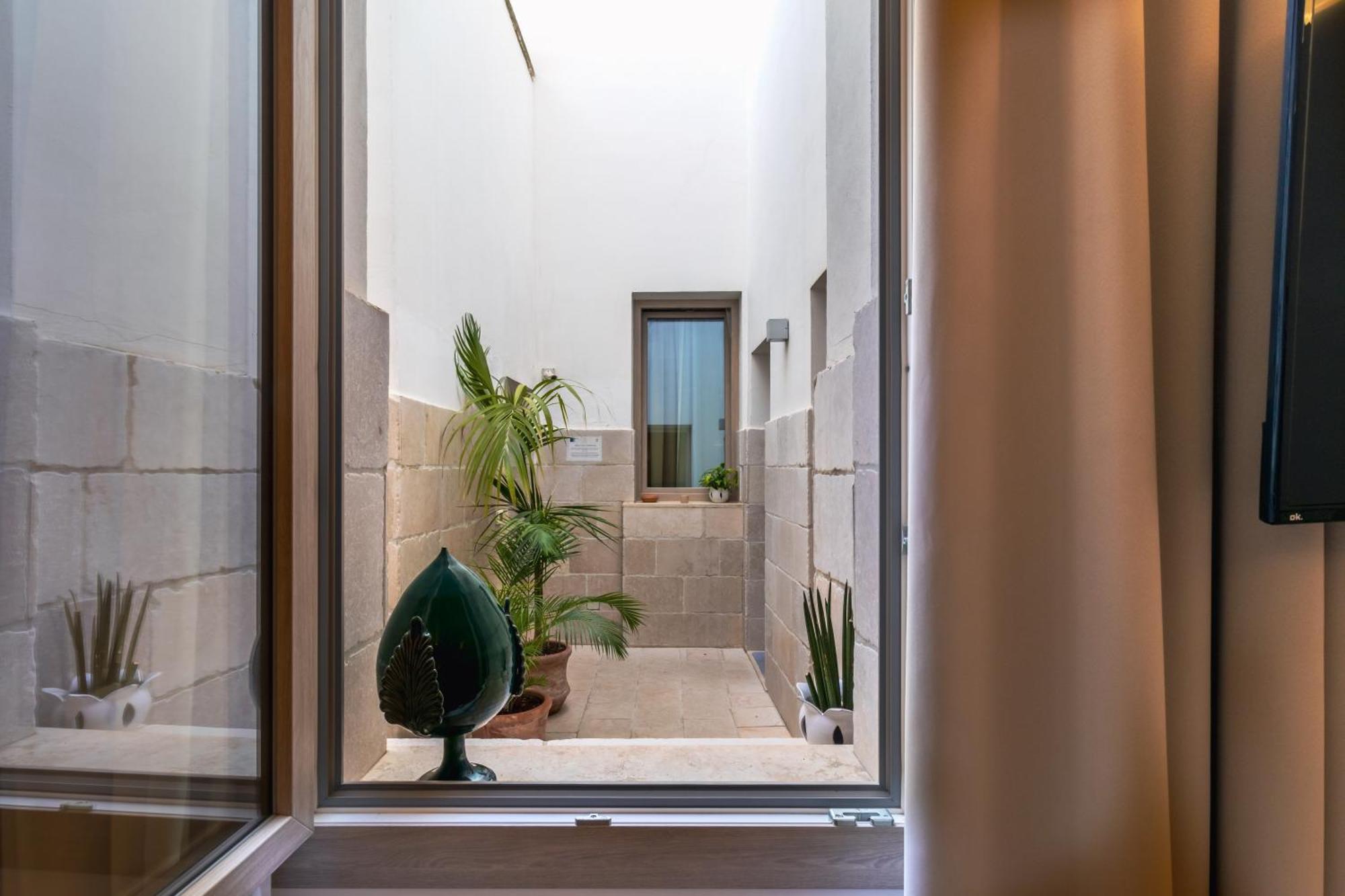 Palazzo San Lazzaro - Selection Jacuzzi & Maison d'hôtes *